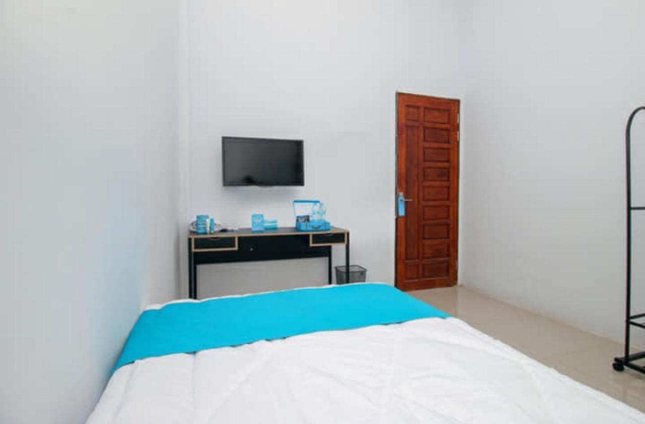 Khalisa Home Syariah Pontianak Exterior foto